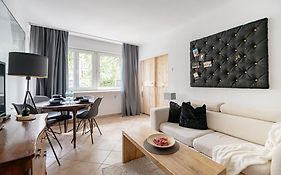 NiceOne Apartment Number 5 - W samym Centrum!